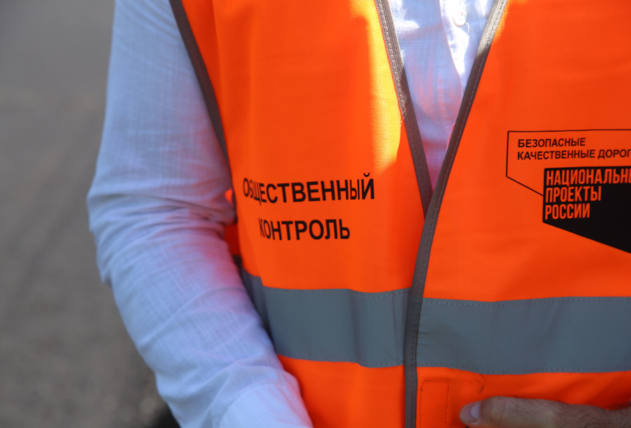 В Грозном общественники проинспектировали ход работ на улице Пугачева